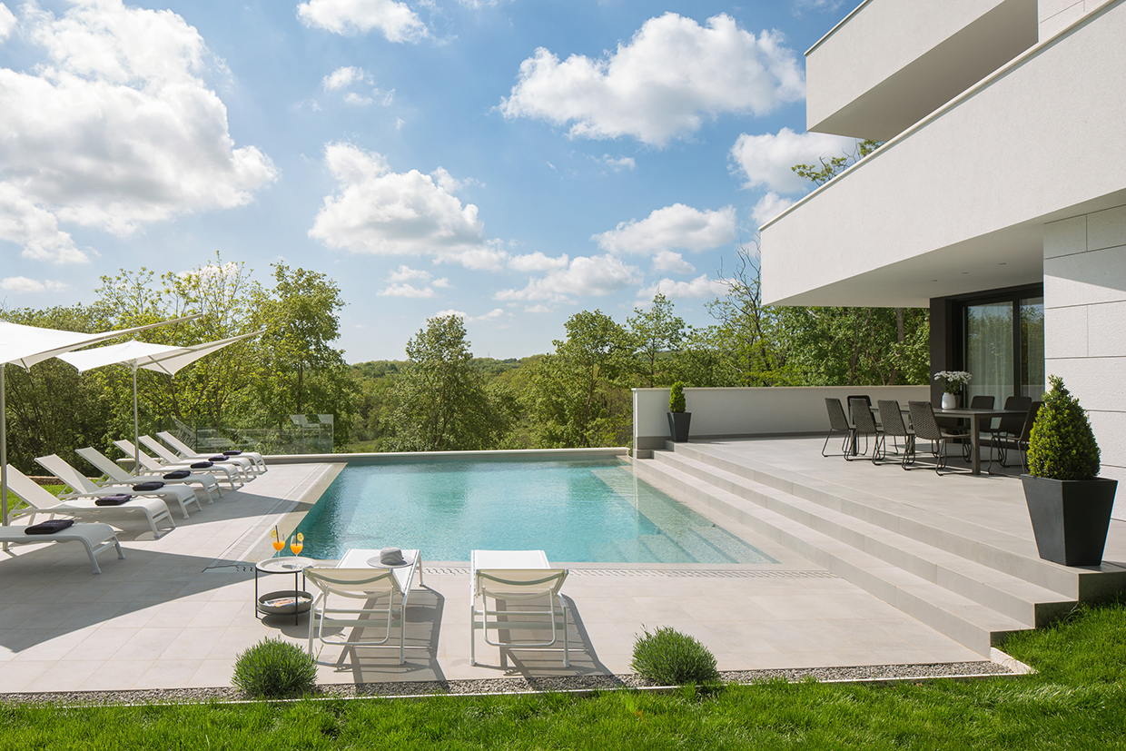 Discover the Ultimate Luxury at a Contemporary Mansion in Pazin, Istrian Peninsula